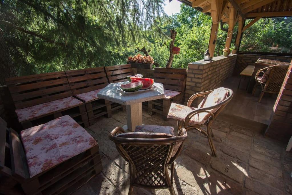 Вилла Happy House Velika Remeta Экстерьер фото